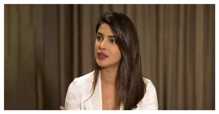 Pakistani woman called Priyanka Chopra a hypocrite